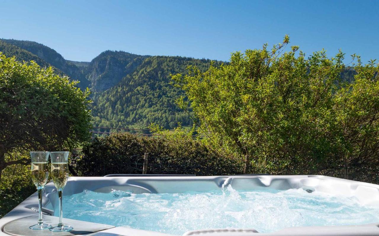 Apartmán Tiny De L'Aigle Villeret Exteriér fotografie