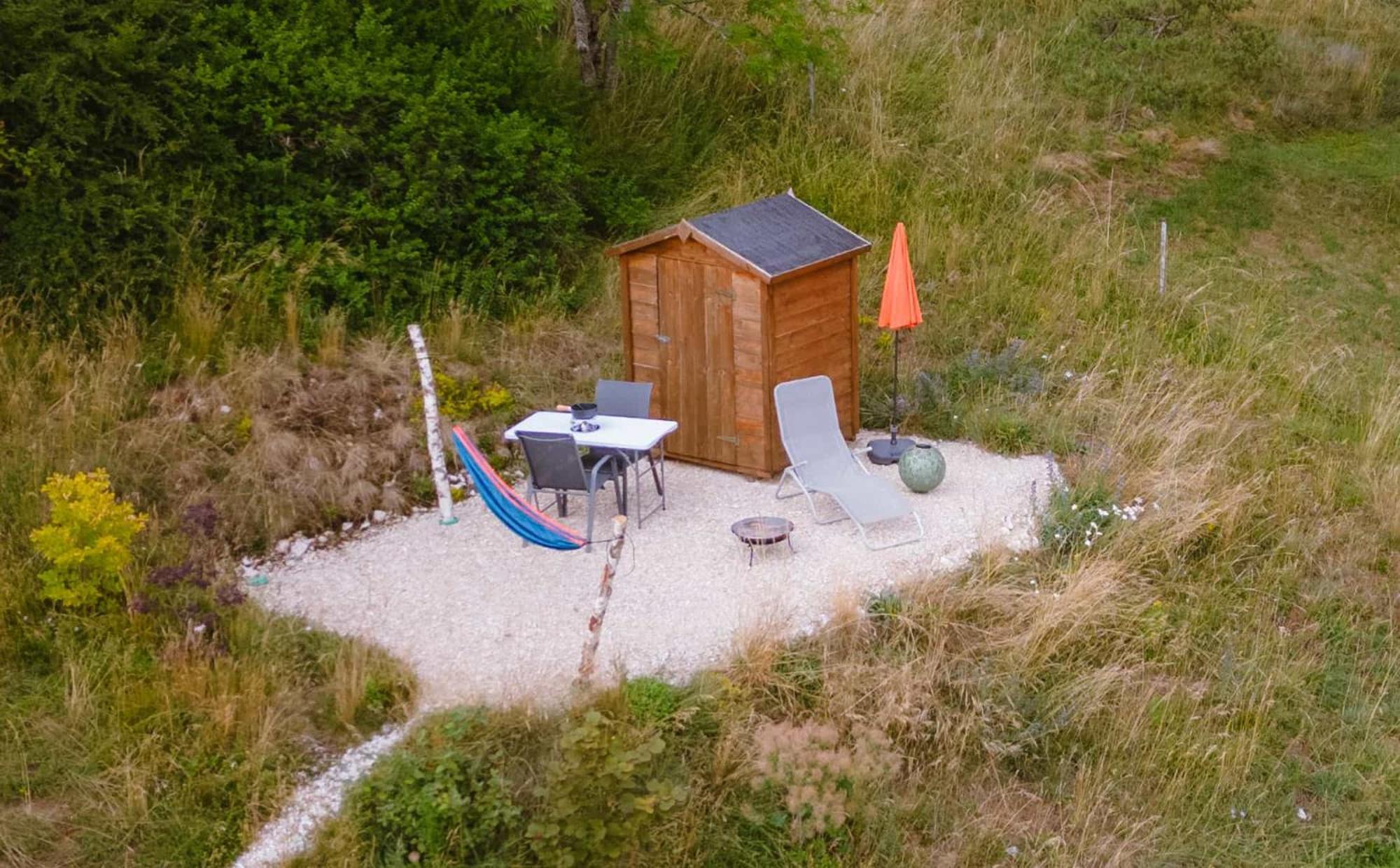 Apartmán Tiny De L'Aigle Villeret Exteriér fotografie